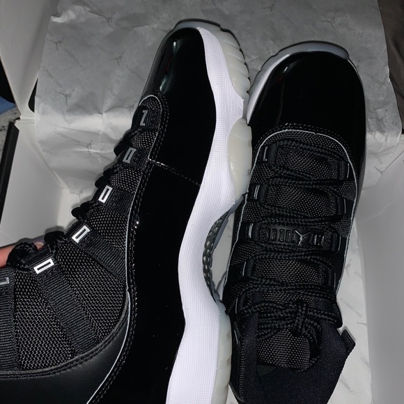 SOLD!!!!Women’s Retro 11s - Picture 7 of 7